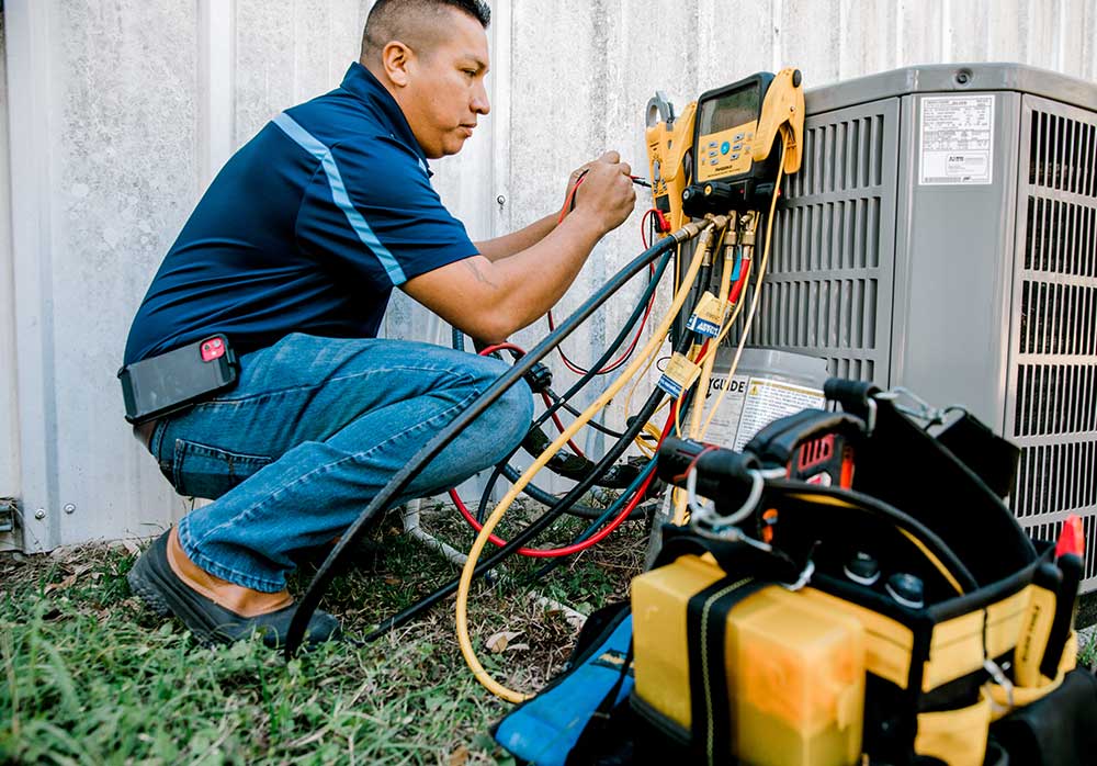 Ac Tech Performing Ac Repair